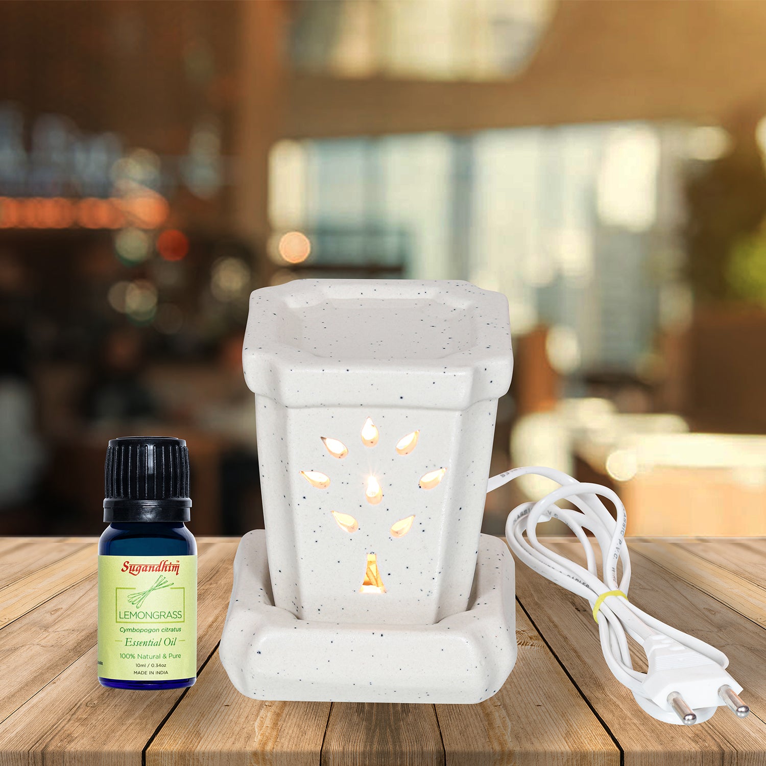 Electric Diffuser with 10ml Lemongrass Essential Oil - White With Black Dots Colour